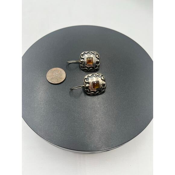 Silpada Sterling 925 Silver Square Bezel Scroll Amber
Earrings W0911 - Picture 7 of 12